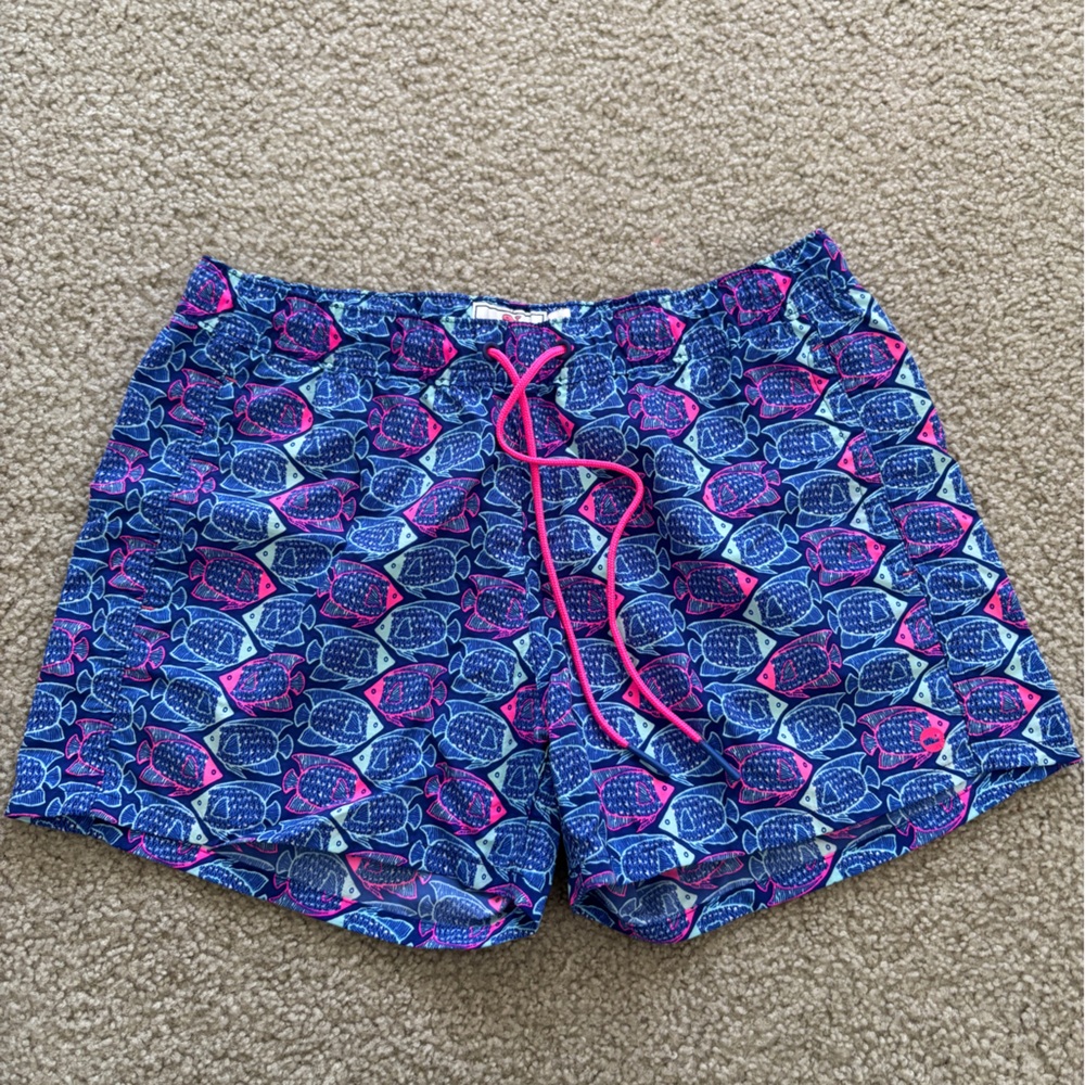 Vineyard Vines Blue and Pink Fish Pattern Athletic Shorts